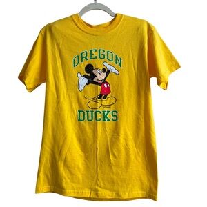 Disney - Unisex Oregon Ducks Mickey Mouse Disney T-Shirt - Size Small‎ - Yellow